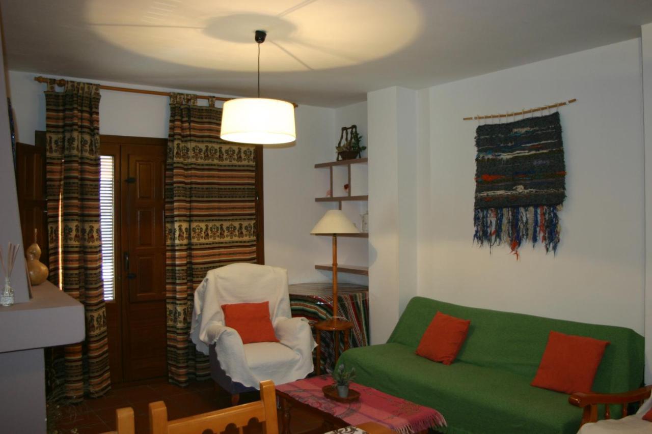 Apartamentos Y Casas Rurales Las Terrazas De La Alpujarra Bubión Kültér fotó